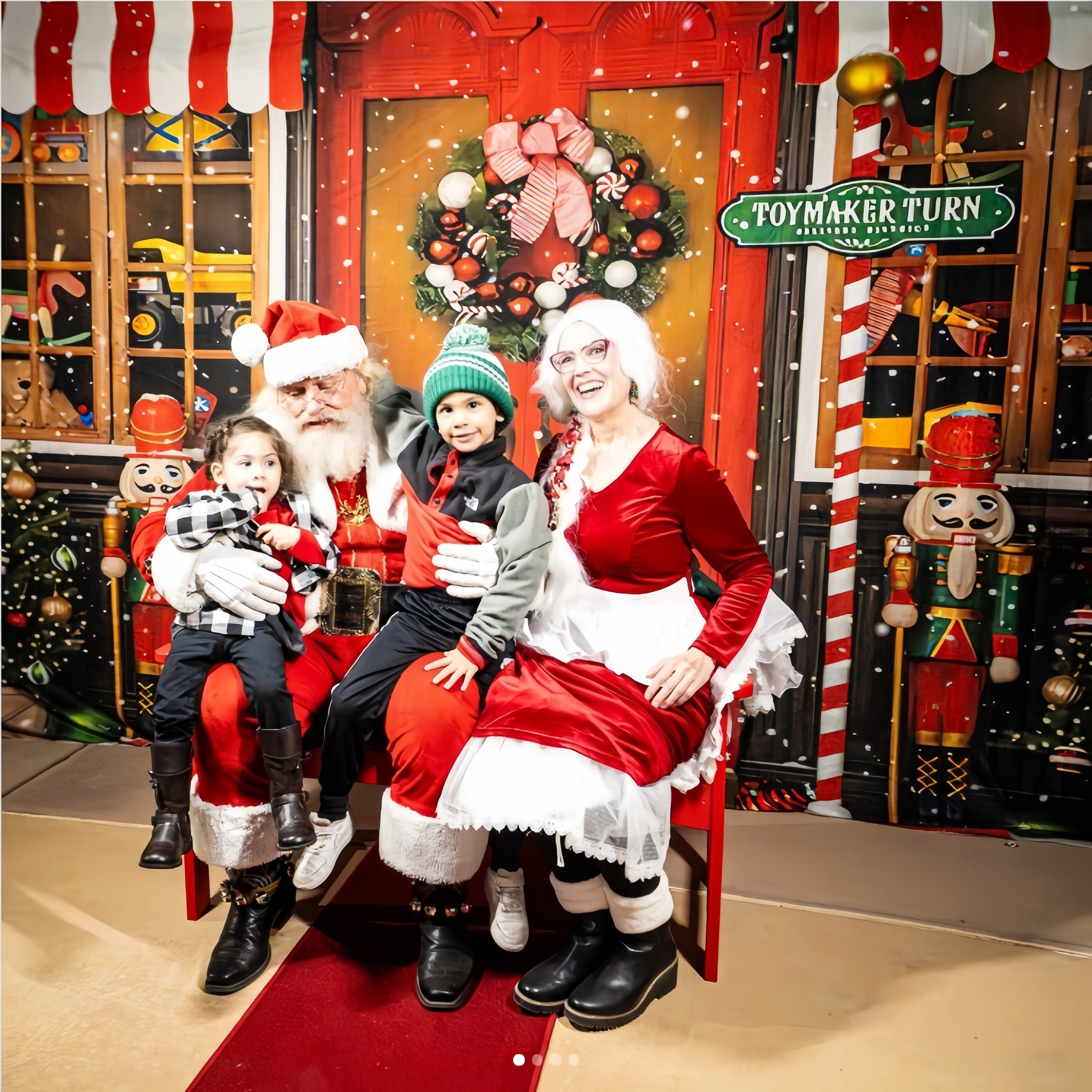 Santa's Workshop Nutcracker Christmas Backdrop M6-93