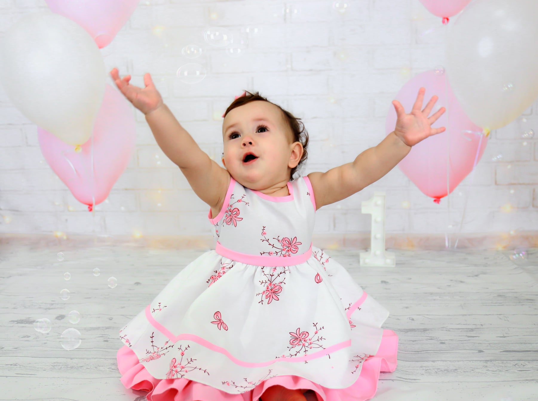White Brick Wall Lights Balloons Photo Studio Backdrop GC-62