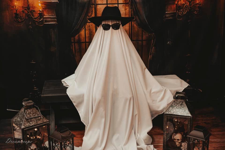 Halloween Vintage Wall Candles Window Backdrop RR9-118