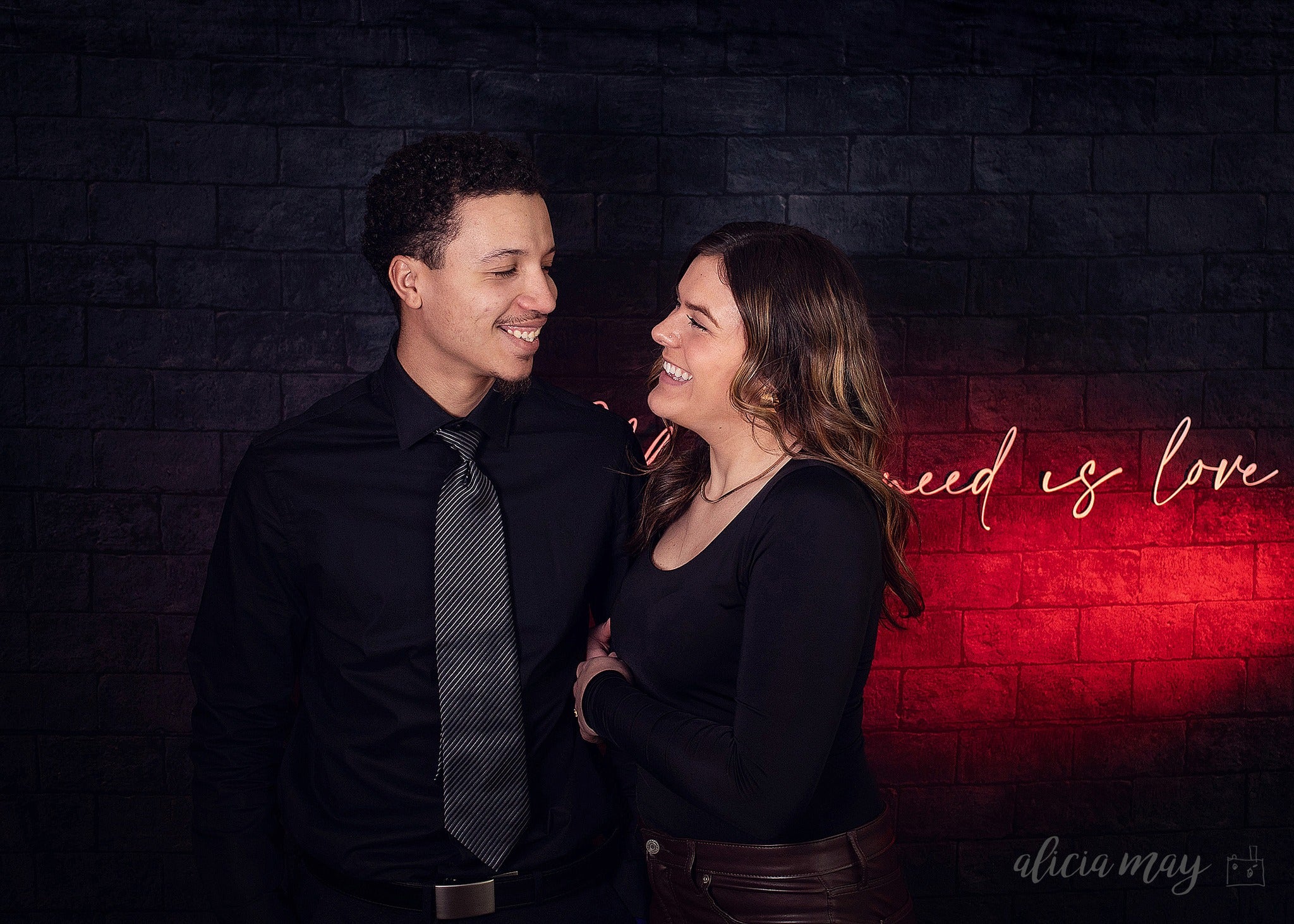 Black Grunge Brick Wall Photography Backdrops J03803