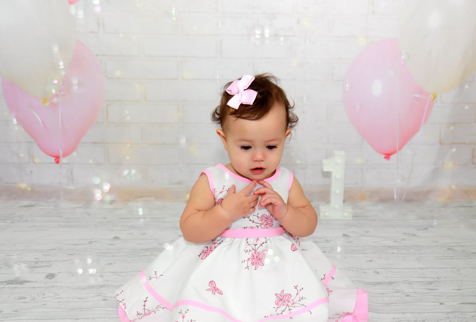 White Brick Wall Lights Balloons Photo Studio Backdrop  GC-62