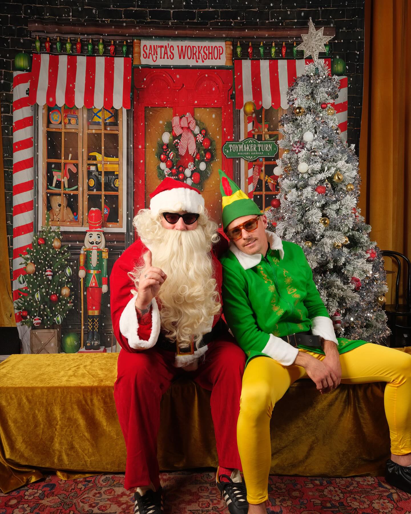 Santa's Workshop Nutcracker Christmas Backdrop M6-93