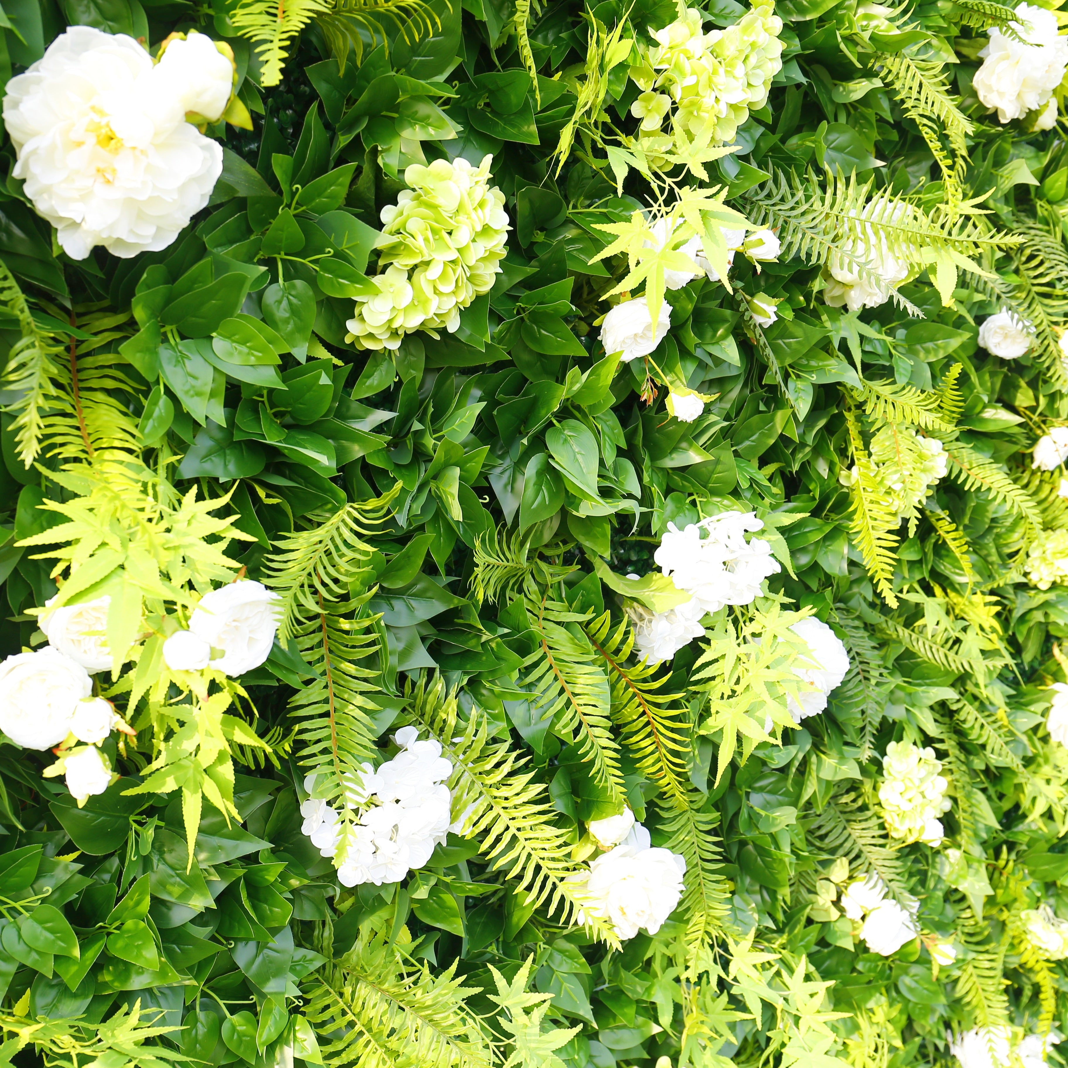 Green Leaves with White Flowers Fabric Roll Up Flower Wall ACFW-162