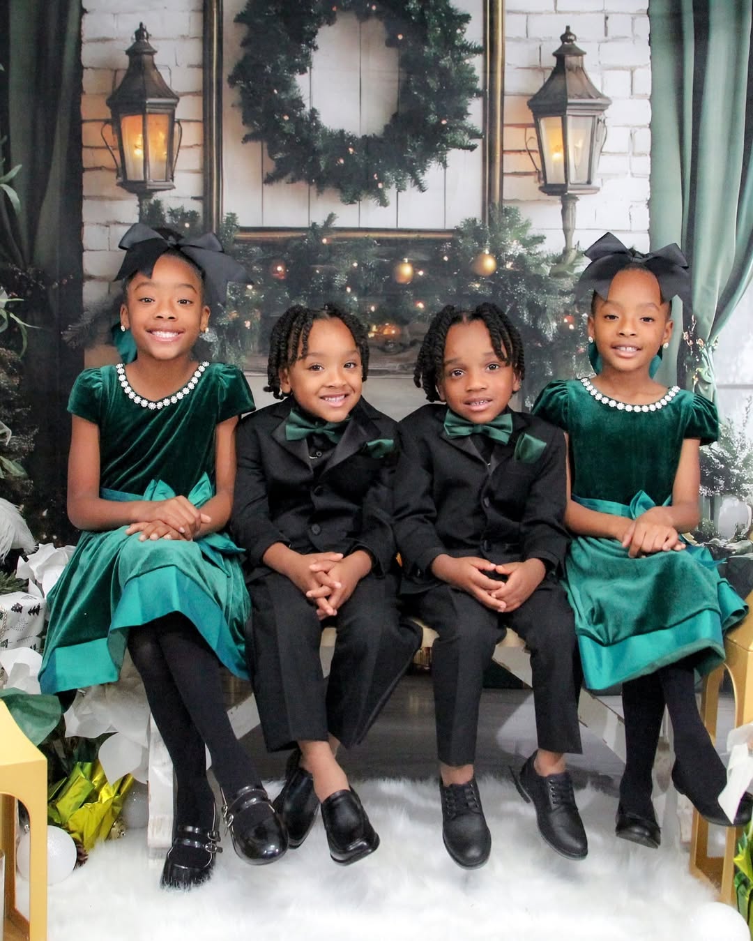 Christmas Trees Fireplace Window Backdrop RR8-120